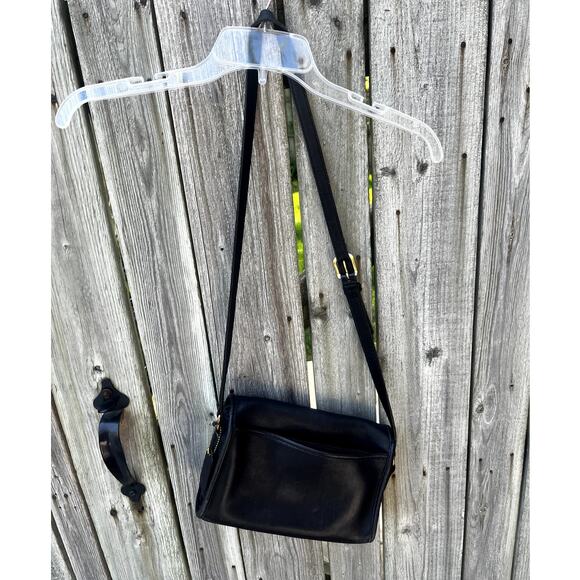 Vintage Coach City Bag - Picture 3 of 11